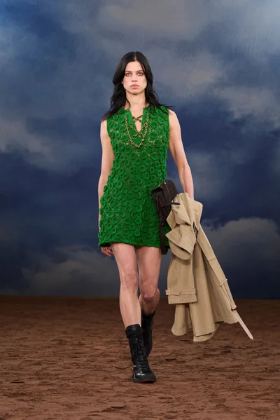 Look 7